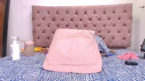 Diane online show from November 8, 8:03 pm