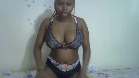 Snapshot of dime010 chatting on December 4, 7:23 pm dime online show from December 4, 7:23 pm