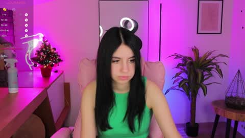 Dina Foxxx online show from January 6, 7:20 am