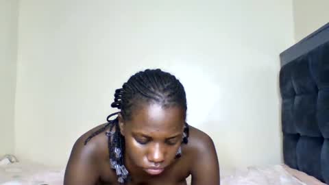 dirtybugg online show from June 12, 11:18 am