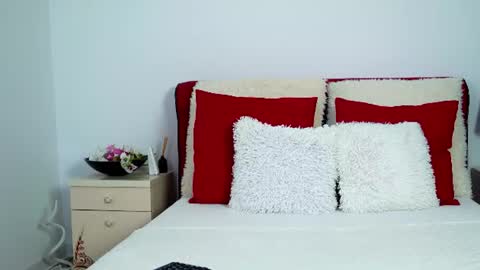 Chloe online show from July 26, 7:27 am