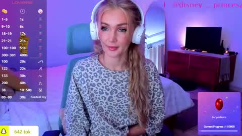 JASMINE online show from February 6, 11:46 am