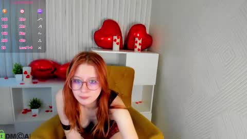 divarousee online show from March 14, 1:17 am