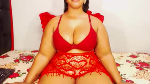 divinebooty93 online show from November 20, 5:08 am