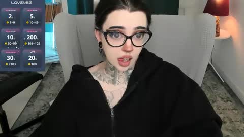 dixipixi_ online show from July 16, 10:20 am