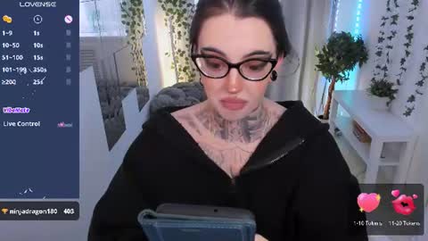 dixipixi_ online show from June 21, 9:35 am