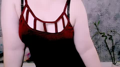 djullia online show from July 5, 5:02 am