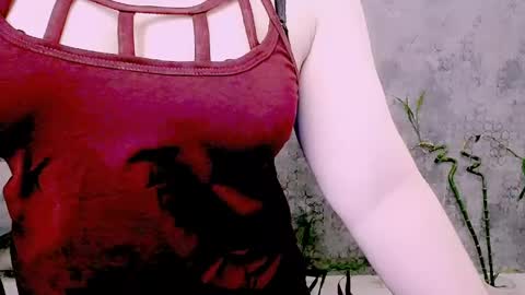 djullia online show from May 28, 6:33 am