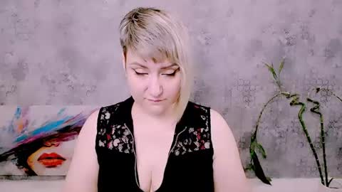 djullia online show from July 2, 6:19 am