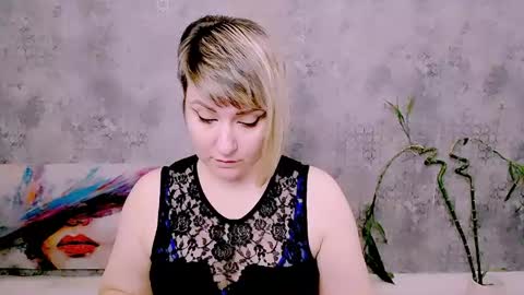 djullia online show from May 22, 6:22 am