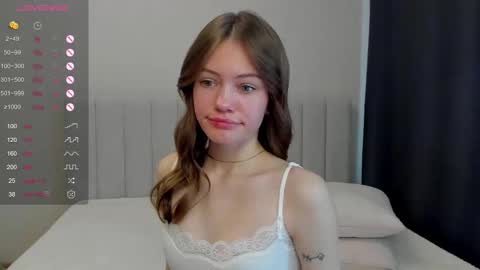 Polly online show from March 13, 11:00 am