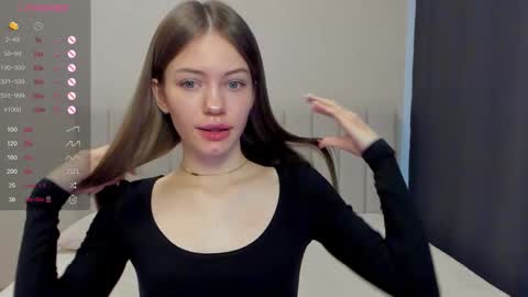 Polly online show from February 23, 9:31 am