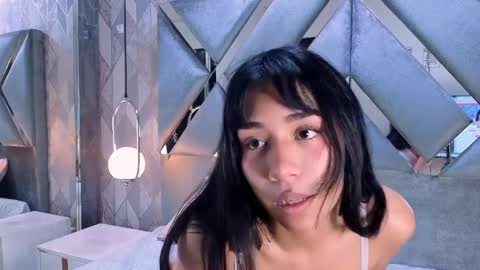    online show from March 31, 4:07 pm