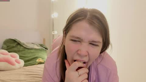 Ann online show from March 12, 2:58 am