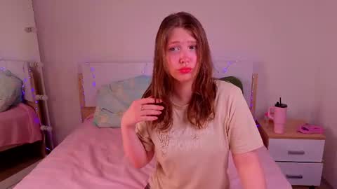 Ann online show from June 12, 8:39 pm