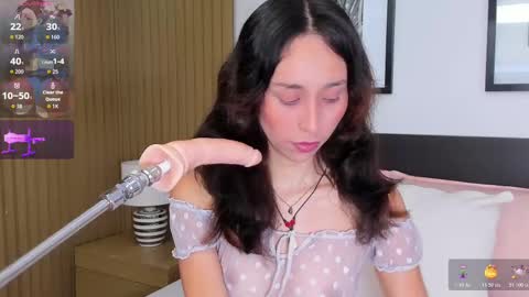 Bella  online show from October 28, 7:52 pm