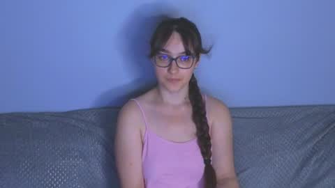 Tessa online show from June 29, 9:38 am