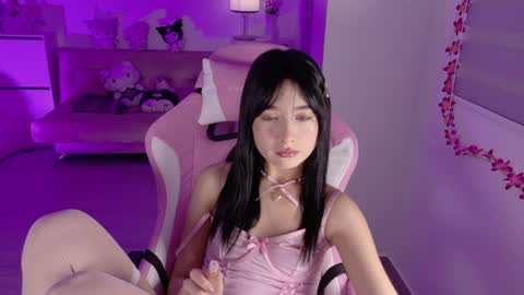 dollmariee online show from March 27, 4:47 am