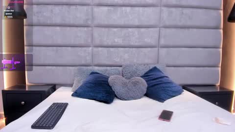 Snapshot of dolly_brownc chatting on February 18, 3:10 am dolly_brownc online show from February 18, 3:10 am