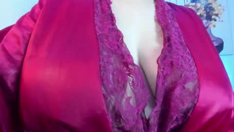 Call me Zoe  online show from July 10, 3:56 pm