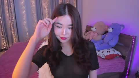 Dollya online show from May 1, 1:36 pm