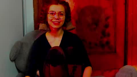 Dolores Sage online show from April 29, 9:20 pm