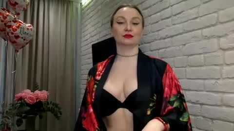 DOM MUMMY online show from February 15, 9:05 am