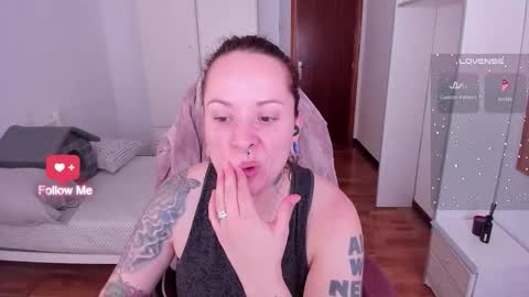 Snapshot of domina_deivis chatting on October 1, 8:08 am I WILL BE BACK ON WEDNESDAY DECEMBER 4 0100AM COLOMBIA TIME online show from October 1, 8:08 am