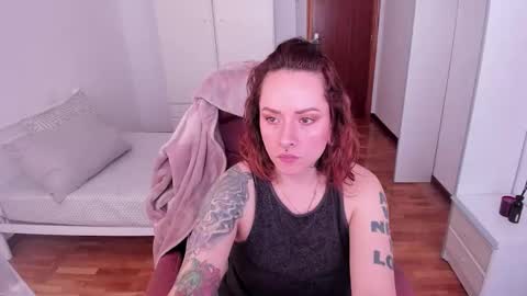 Snapshot of domina_deivis chatting on October 7, 8:19 am I WILL BE BACK ON WEDNESDAY DECEMBER 4 0100AM COLOMBIA TIME online show from October 7, 8:19 am