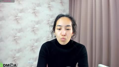 Aura online show from October 2, 5:01 am