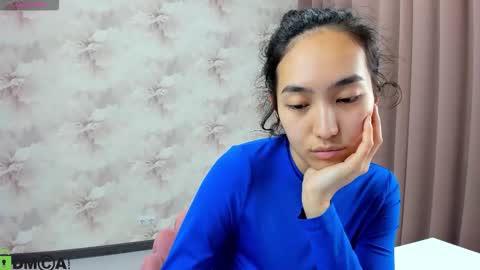 Aura online show from October 3, 5:12 am