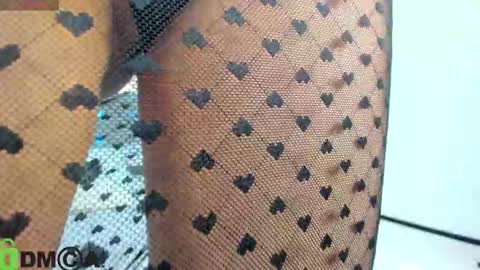 Donna On GMT2 Mon-Fri 3-9 AM online show from November 26, 2:12 am