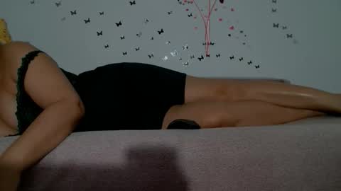 Dona online show from February 6, 3:59 pm