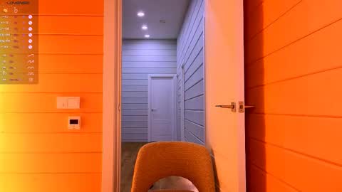 Dora  online show from November 8, 5:29 pm