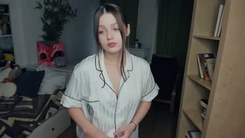 Joey online show from November 24, 8:16 am