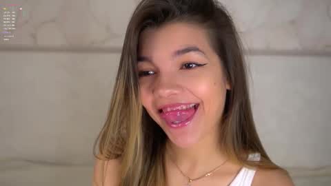 doublevibezzz online show from February 1, 1:04 am