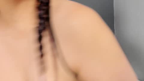 Gabrielle online show from January 18, 3:47 am