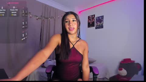 Snapshot of dracaryss_ chatting on September 18, 10:14 am Lissa Or DRACARYSS your dragon Queen online show from September 18, 10:14 am