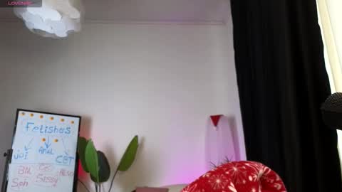 Lisbeth Salander online show from January 12, 9:47 am