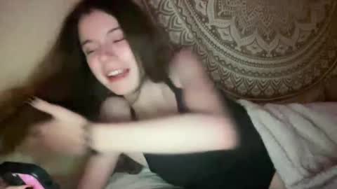 ur dream girl online show from November 20, 3:29 am