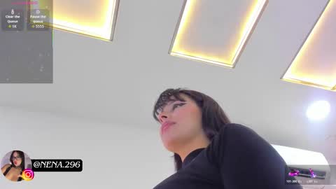 N E N A  online show from December 17, 8:02 pm