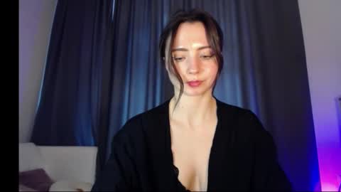 Snapshot of dream_nicole02 chatting on February 27, 2:43 pm Nicole online show from February 27, 2:43 pm