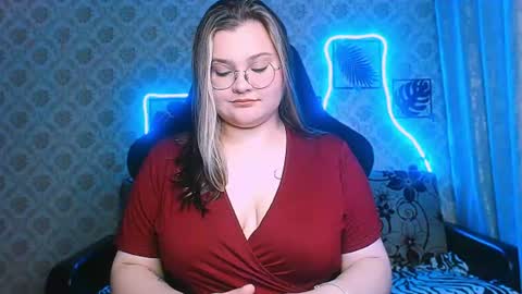 dreamforyoue2 online show from June 29, 7:13 pm