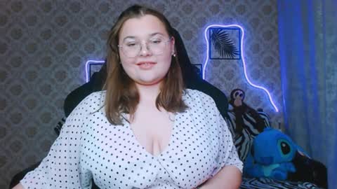 Snapshot of dreamforyoue2 chatting on September 12, 8:38 pm dreamforyoue2 online show from September 12, 8:38 pm