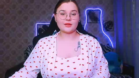 dreamforyoue2 online show from November 27, 7:22 am