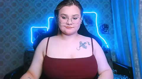 dreamforyoue2 online show from July 25, 7:54 pm