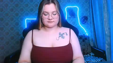 dreamforyoue2 online show from July 21, 8:53 pm