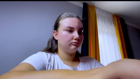 Mila online show from August 2, 2:09 pm