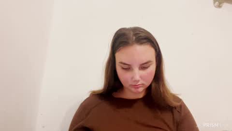 Snapshot of dreamyblushfairy chatting on December 2, 3:23 pm Mila online show from December 2, 3:23 pm
