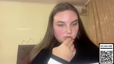 Snapshot of dreamyblushfairy chatting on October 8, 7:07 pm Mila online show from October 8, 7:07 pm
